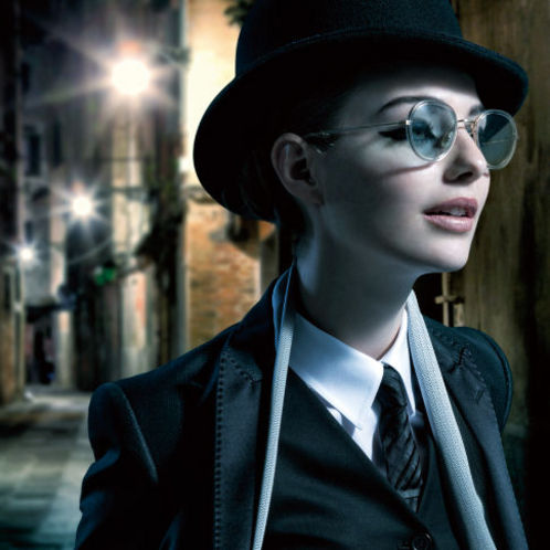 サングラスひとつで　たちまち“モテコーデ”