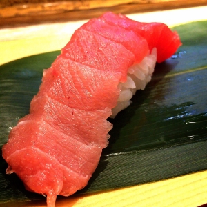 小腹がすいたら立ち喰い鮨で。仙台駅３F　北辰鮨