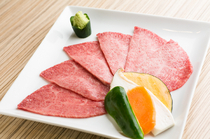 おいしいお肉が食べたいなら仙台駅東口『三水苑　にごう』へ