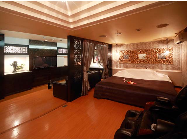 [男性の本音]は！？最初のデートはラブホテルから？？