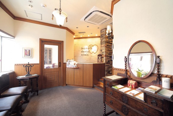 ３０分で白い歯★笑顔が素敵に！[イノマタデンタルクリニック}