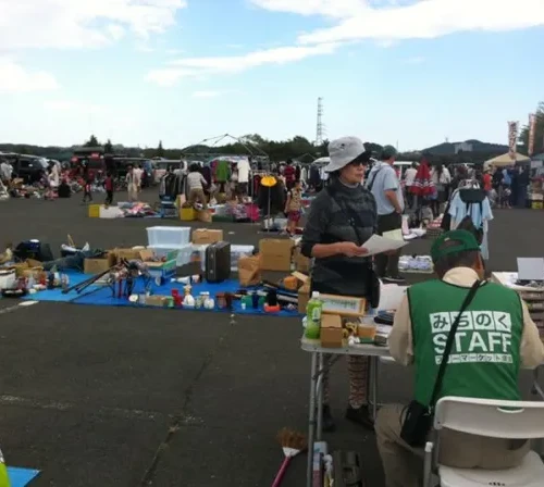 【リサイクル・リユース】前編■フリーマーケットに出店してみた！「グランディ２１」