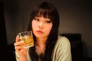 新しい恋を探すなら…“知らない居酒屋にひとりで入ってみる”のすすめ