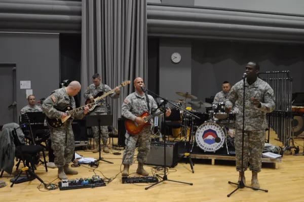 【在日米陸軍軍楽隊　トモダチ復興祈念コンサート】16.3/11、12