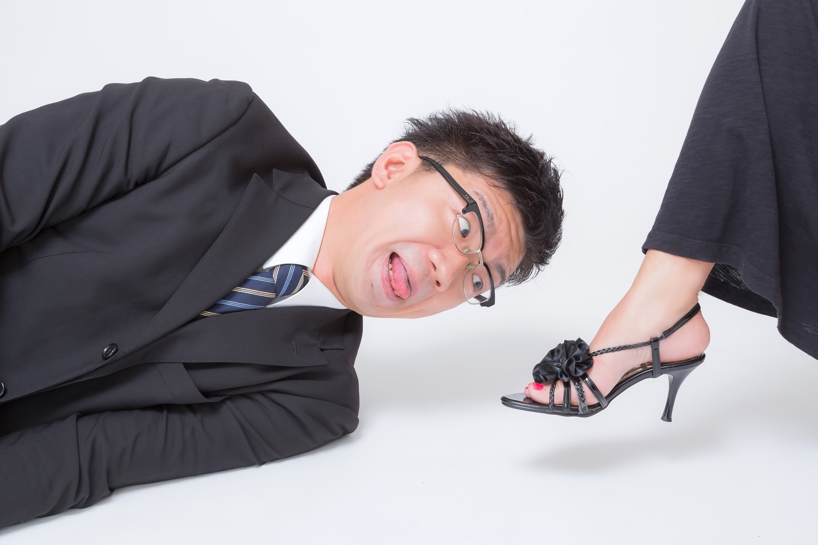 接客業・調理補助　カッチーヌ