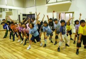 子どもミュージカル劇団　たまごファーム