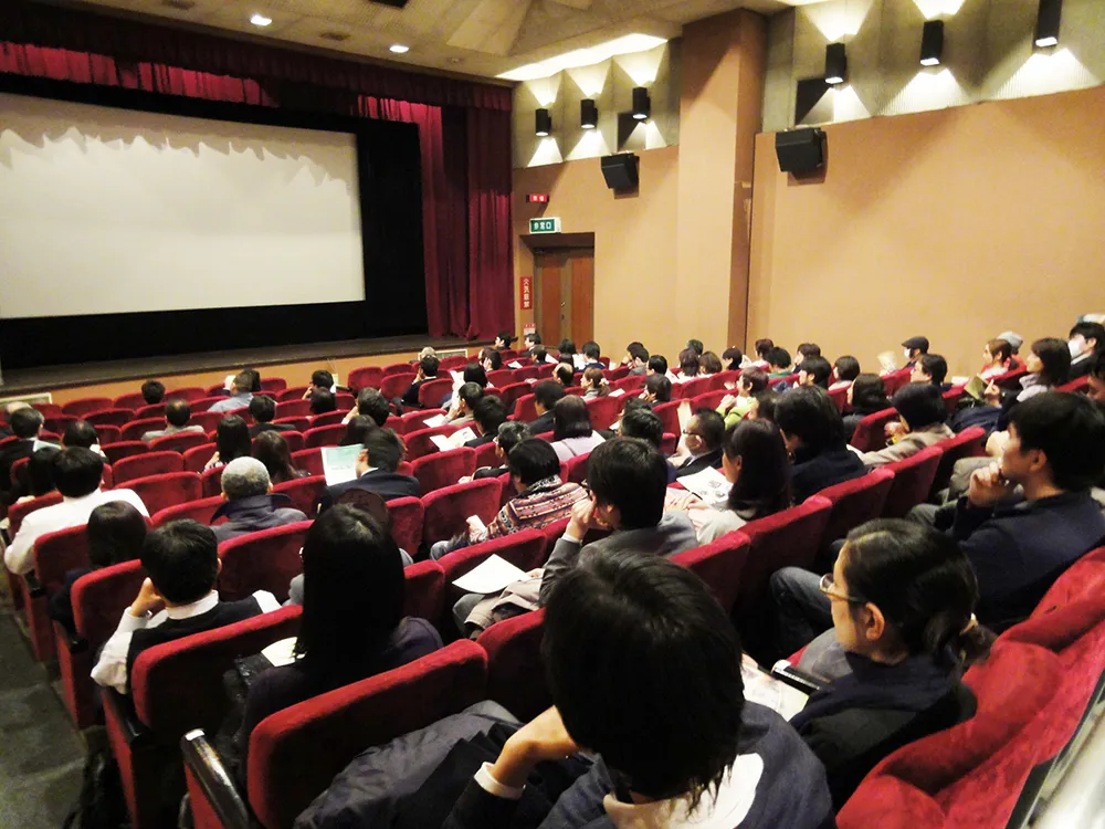 ひとりで過ごすホリディ特集〜【桜井薬局セントラルホール】