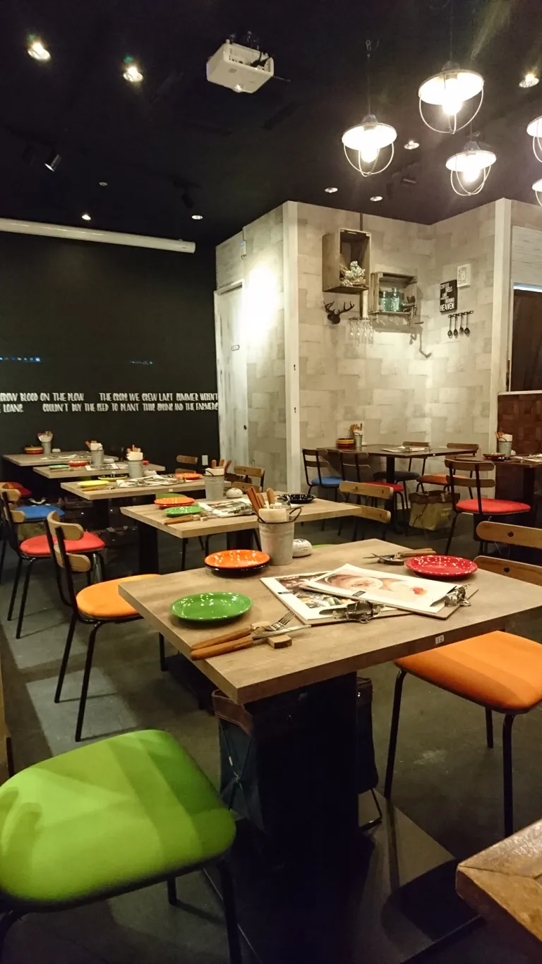 【２月１日オープン！】ランチサラダビュッフェのお店【メルカート】