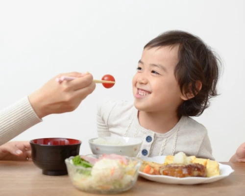 冷蔵庫の残り物だけでズボラ飯！超簡単一品レシピ集【乾燥わかめ】