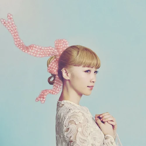 【Dream Ami】　4th single「はやく逢いたい」【映画「ひるなかの 流星」主題歌】