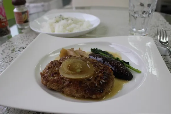 仙台市青葉区の隠れ家カフェ♡のんびり上質な時間を過ごせる場所