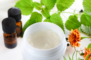 【仙台手作りコスメ部】初心者でも簡単！自分専用のコスメを作る（入門編）