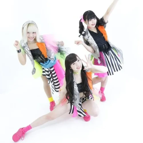 【終了】ピイシーズ　【直筆サイン入り色紙プレゼント】