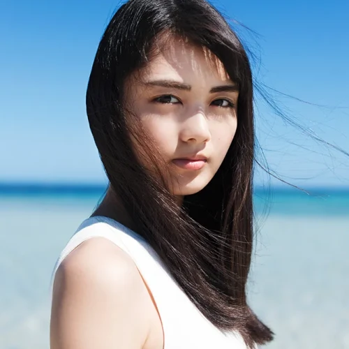 【終了】水谷果穂【直筆サイン入り色紙プレゼント】