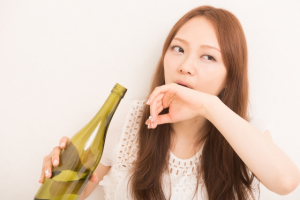 美味しいお酒はひとりで味わう！お酒に合う女の子のおつまみ特集