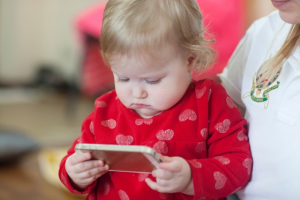 【おすすめアプリ】子供も大人も楽しめる！笑顔になるアプリ特集