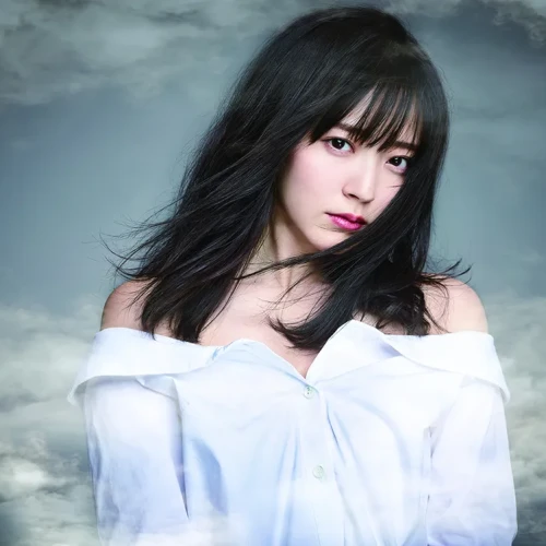 【抽選で１名様】鈴木愛理【直筆サイン入り色紙プレゼント】