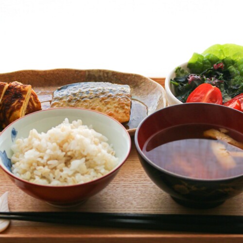 やよい軒、ごはんおかわり有料化！？