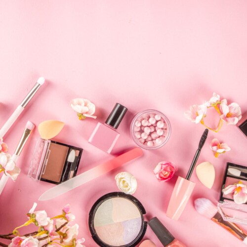 春メイクアップ2025：新シーズンを彩る「アイシーボヘミアン」スタイル