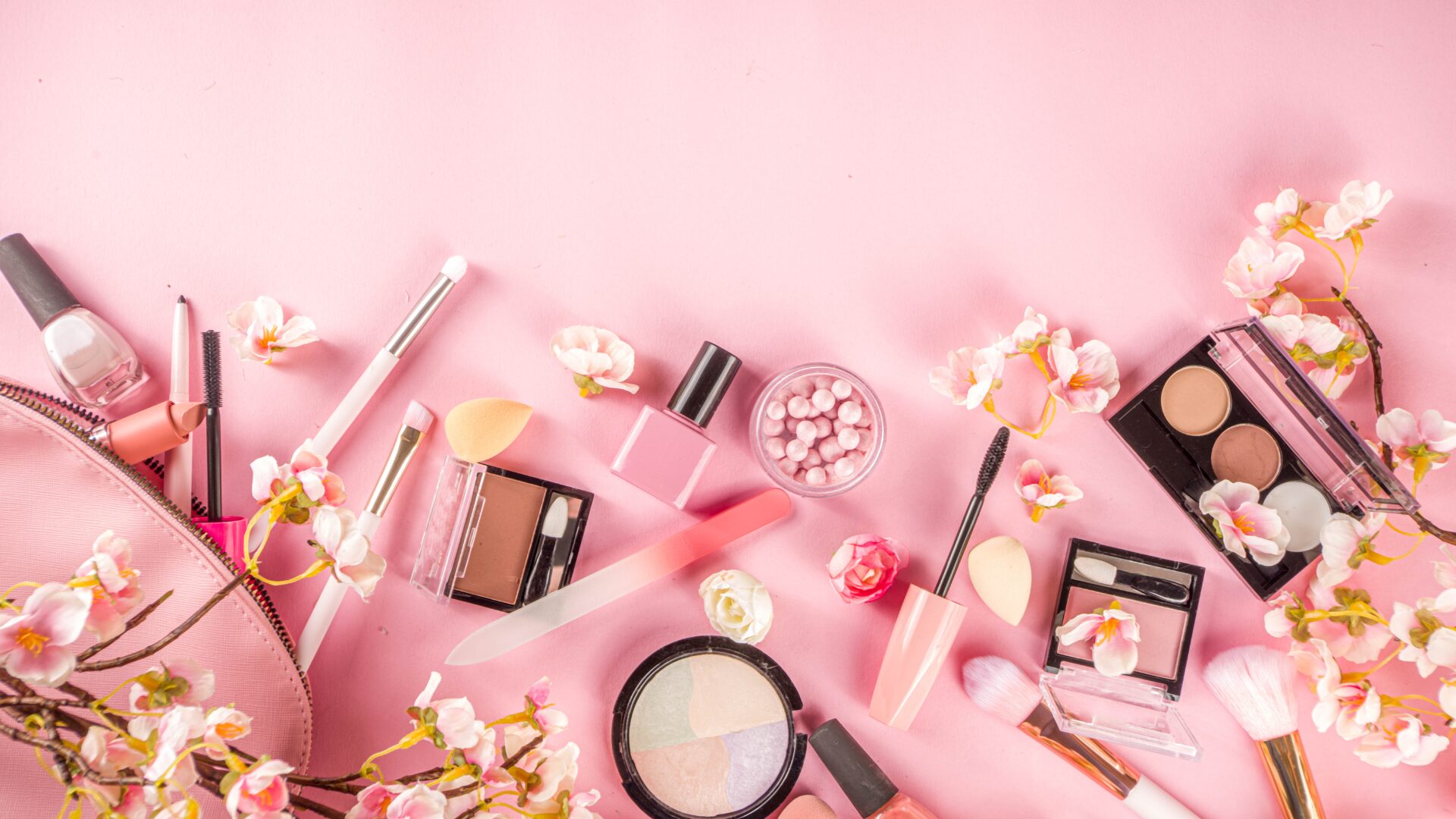 春メイクアップ2025：新シーズンを彩る「アイシーボヘミアン」スタイル